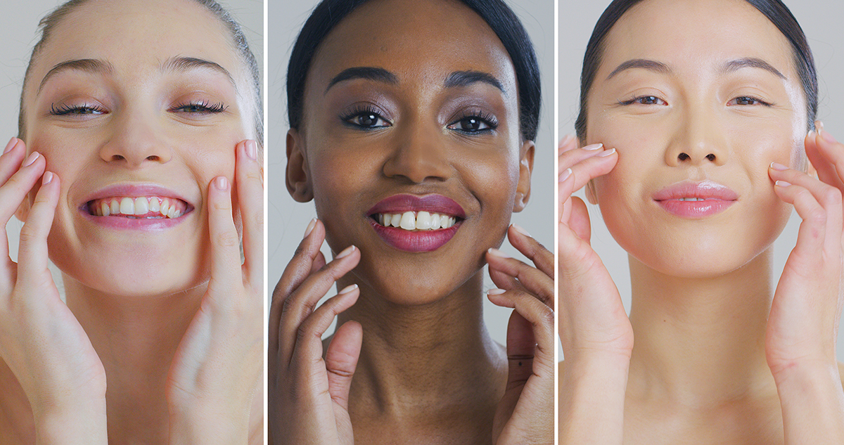 collage di tre giovani donne che sorridono